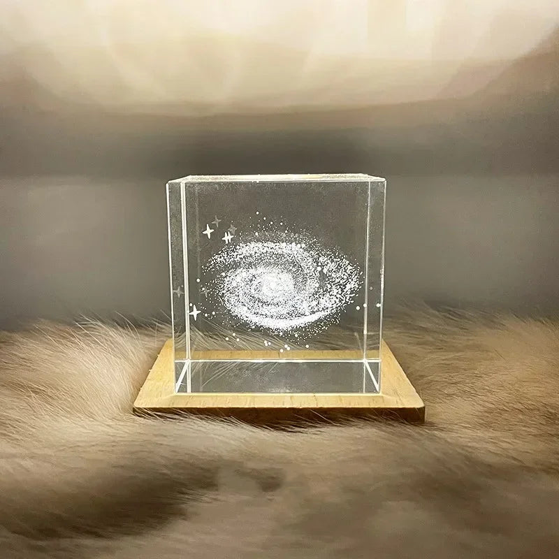 Luminária Cristal 3D – Universo em Cubo
