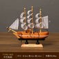 Mini Veleiro Decorativo em Madeira – Barco Estilo Mediterrâneo com LED (16–20cm)