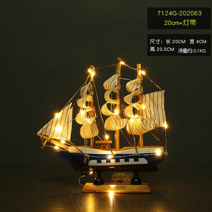 Mini Veleiro Decorativo em Madeira – Barco Estilo Mediterrâneo com LED (16–20cm)